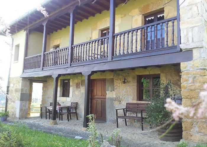 בית כפרי La Rectoral *